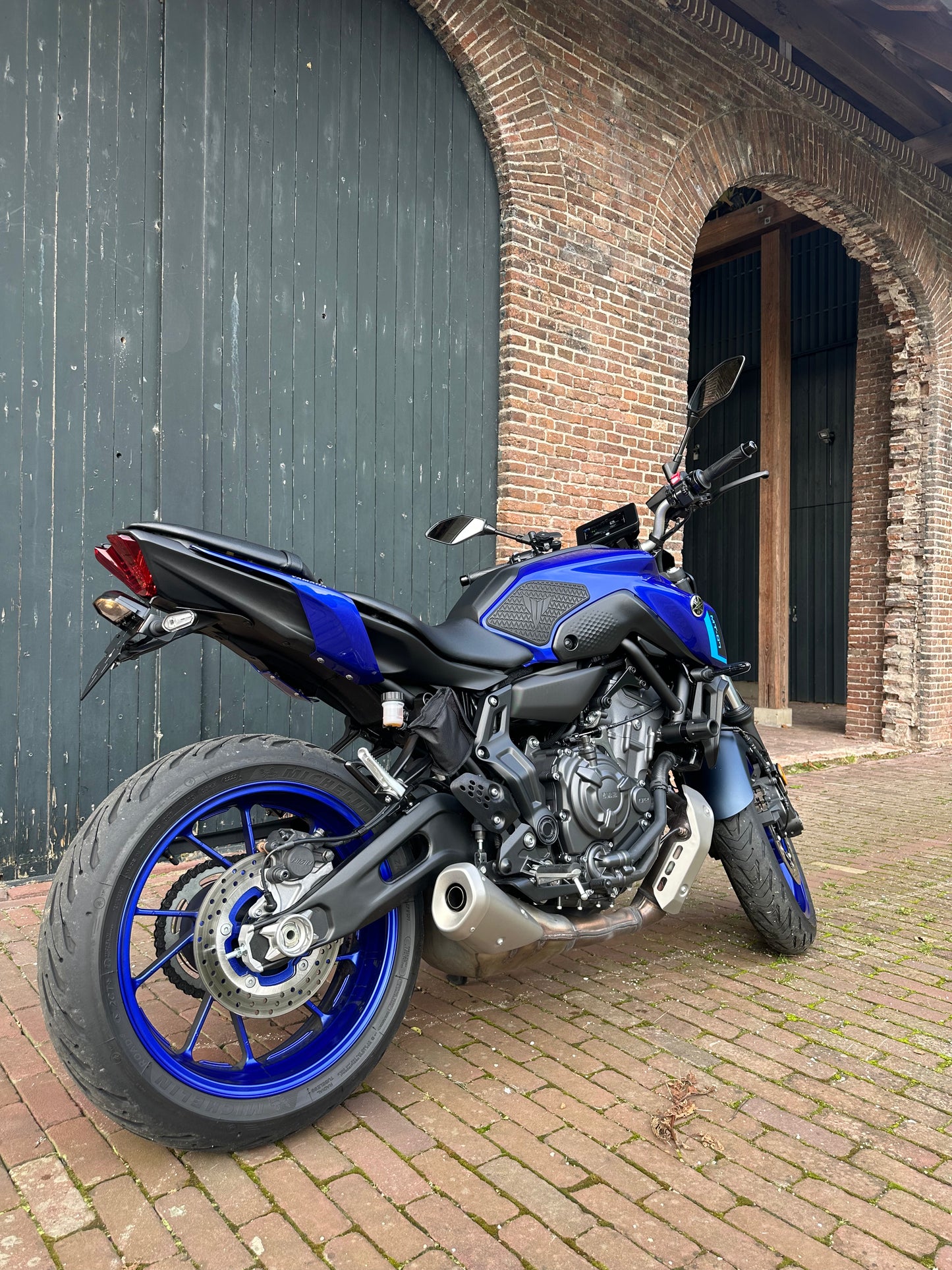 Korte Kentekenplaat Houder - Motor Accessoires - Yamaha MT-07 - OEM Verlichting - 2013 t/m 2024