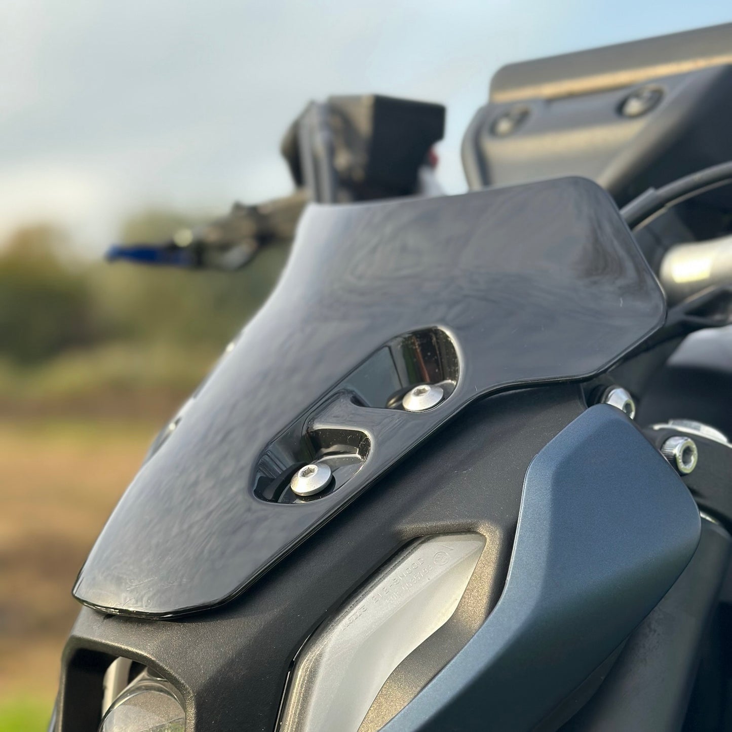 Kort Windscherm - Motor Accessoires - Yamaha MT-07 - 2021 t/m 2024 - Carbon/Glans Zwart