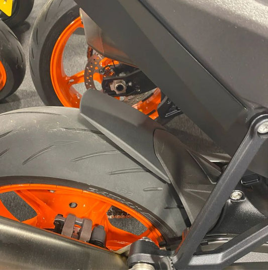 Achterspatbord verlenger mat zwart KTM Duke 990 / R '24-