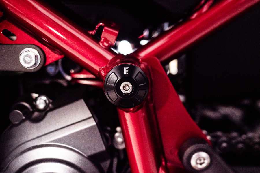 Frame caps set Evotech Kawasaki Z900 '25-