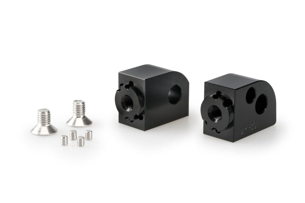 Vario Voetsteunadapters Achterzijde Van Puig Voor Diverse Yamaha Modellen