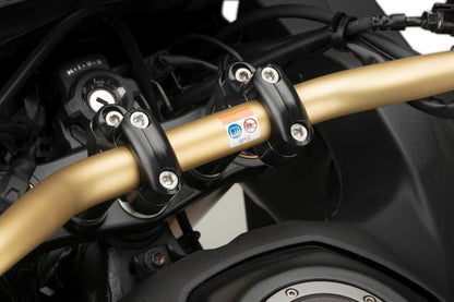 Puig Pullback Stuurverhogerset - Aprilia Tuareg 660 2022-2026 | Tuono 660 2021-2026 | Tuono 660 Factory 2022-2024 en meer - 25 × 16 mm - Zwart / Zilver