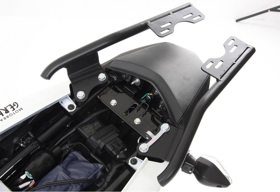Topdrager Zwart Alurack Hepco&Becker Honda Cb125F '15-20