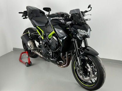 WRS Vervangingsruit - Kawasaki Z900 2020-2024 | Z900E (70kw) 2021-2024 - Sport - Donker Getint / Mat Zwart