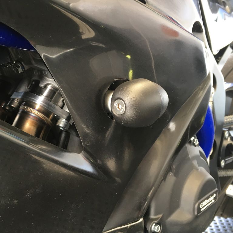 Gb-Racing Sliders Model Bullet Race Suzuki Gsx-R1000 '17-
