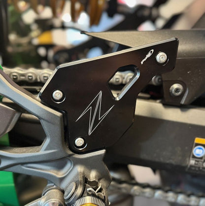 Heelplates Puig Kawasaki Z900/SE '23- zwart