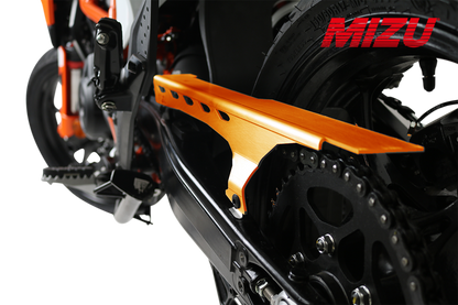 MIZU Kettingbeschermer - KTM 125 Enduro R 2025-2026 | 125 SMC R 2025-2026 en meer - Fly-Serie - Oranje / Zwart