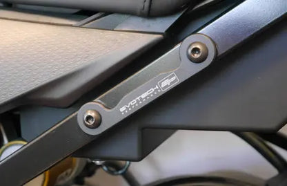 Afdekplaatjes duo voetsteunen links Evotech Performance BMW S1000RR HP4 '13-16