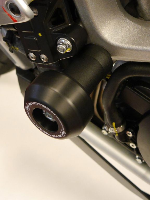 Crash bobbins Evotech Performance Aprilia Tuono V4 1100 RR '17-20
