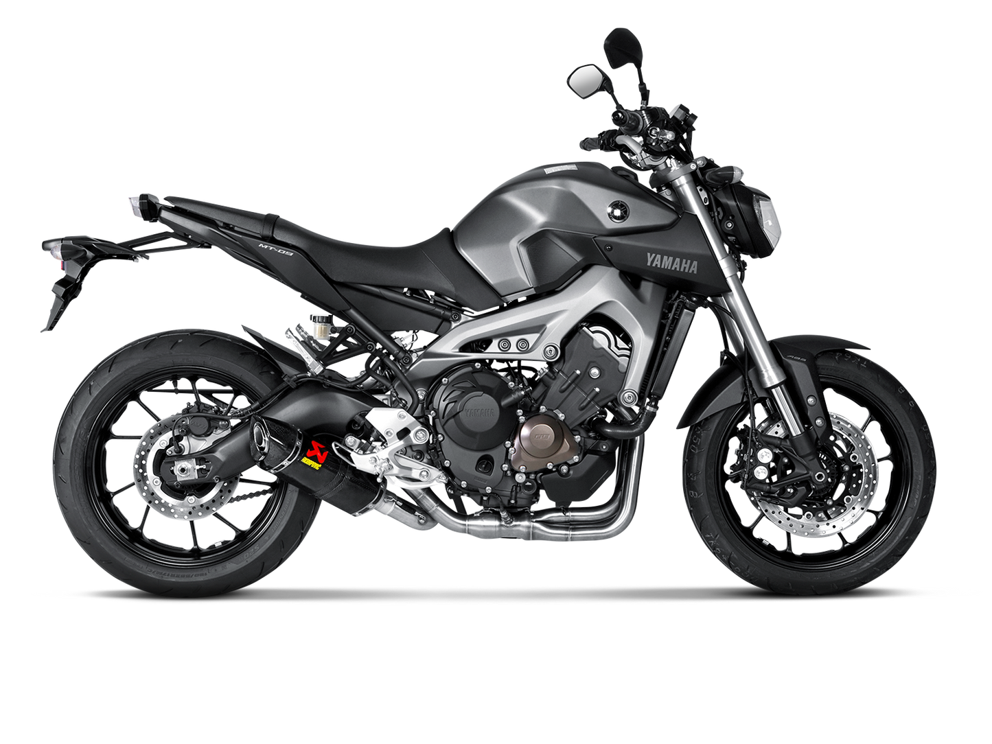Akrapovič Uitlaat - Yamaha MT-09/FZ-09 2014-2016 | MT-09/FZ-09 2017-2020 | XSR 900 / GP 2016-2021 - Racing Line (Carbon) - Motor Accessoires