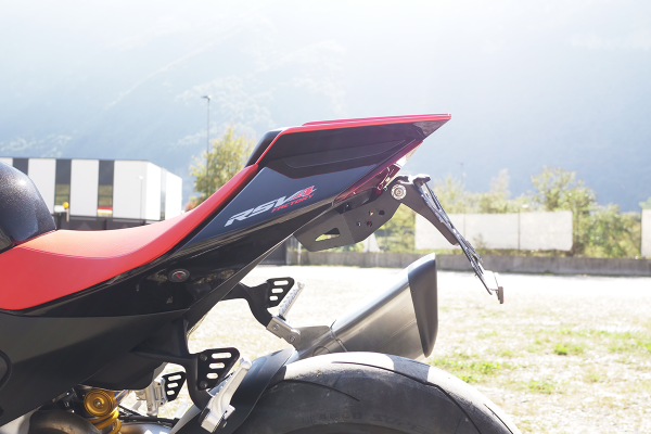 Kentekenplaathouder Evotech Aprilia Rsv4 1100 / Factory / Tuono  '21-