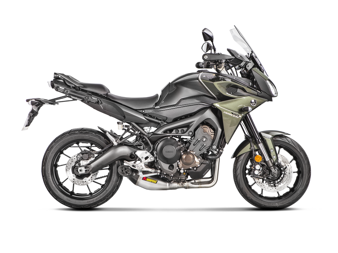 Akrapovič Uitlaat - Yamaha MT-09/FZ-09 2014-2020 | TRACER 900/900 GT/FJ-09 2015-2020 | XSR 900 / GP 2016-2021 - Racing Line (Titanium) - Motor Accessoires