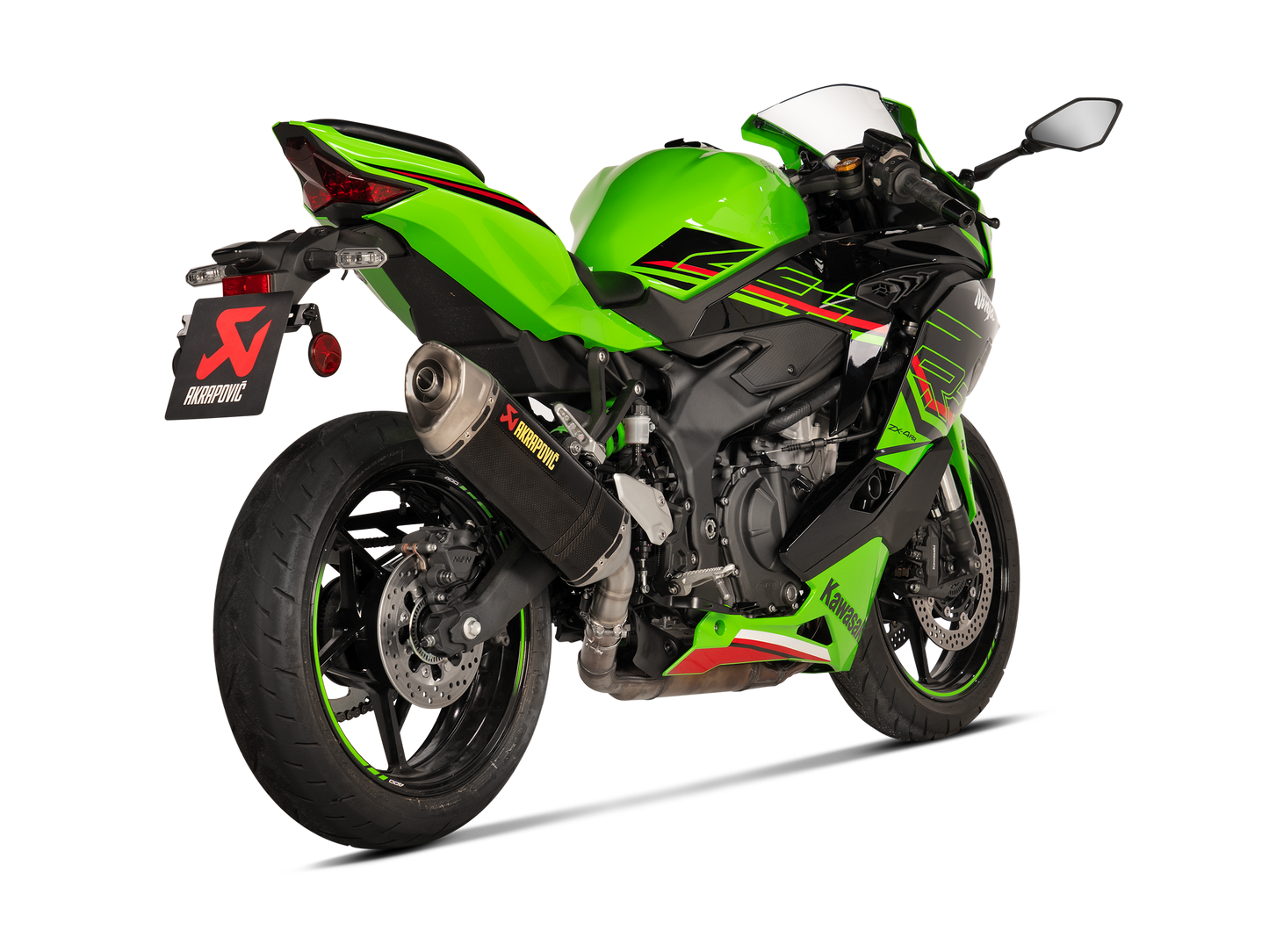 Akrapovič Uitlaat - Kawasaki Ninja ZX-4R 2023-2026 - Slip-On Line (Carbon) - Motor Accessoires