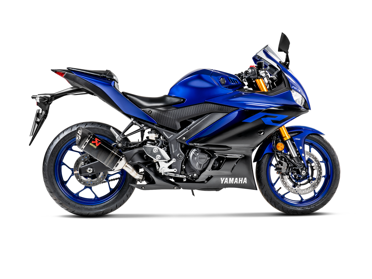 Akrapovič Uitlaat - Yamaha MT-03 2016-2019 | MT-03 2020-2021 | R3 2015-2018 | R3 2019-2021 | YZF-R25 2014-2021 - Slip-On Line (Carbon) - Motor Accessoires