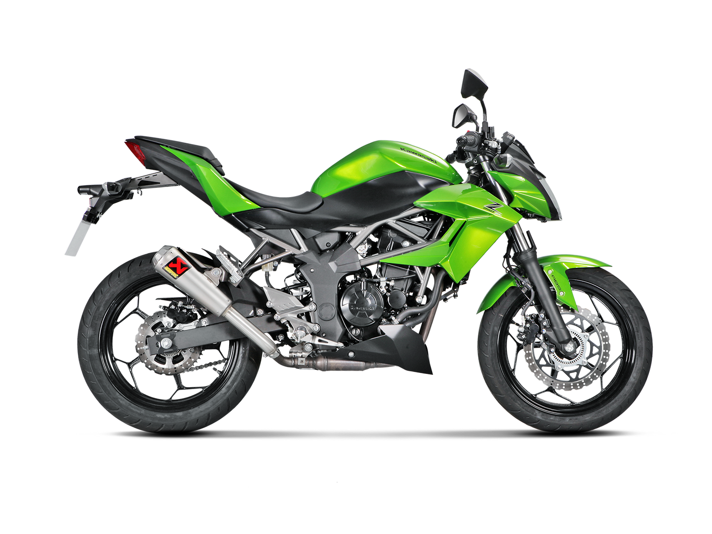 Akrapovič Uitlaat - Kawasaki Ninja 125 / Z125 (11kW) 2019-2024 | Ninja 250SL 2015-2017 | Z250SL 2015-2017 - Slip-On Line (Titanium) - Motor Accessoires