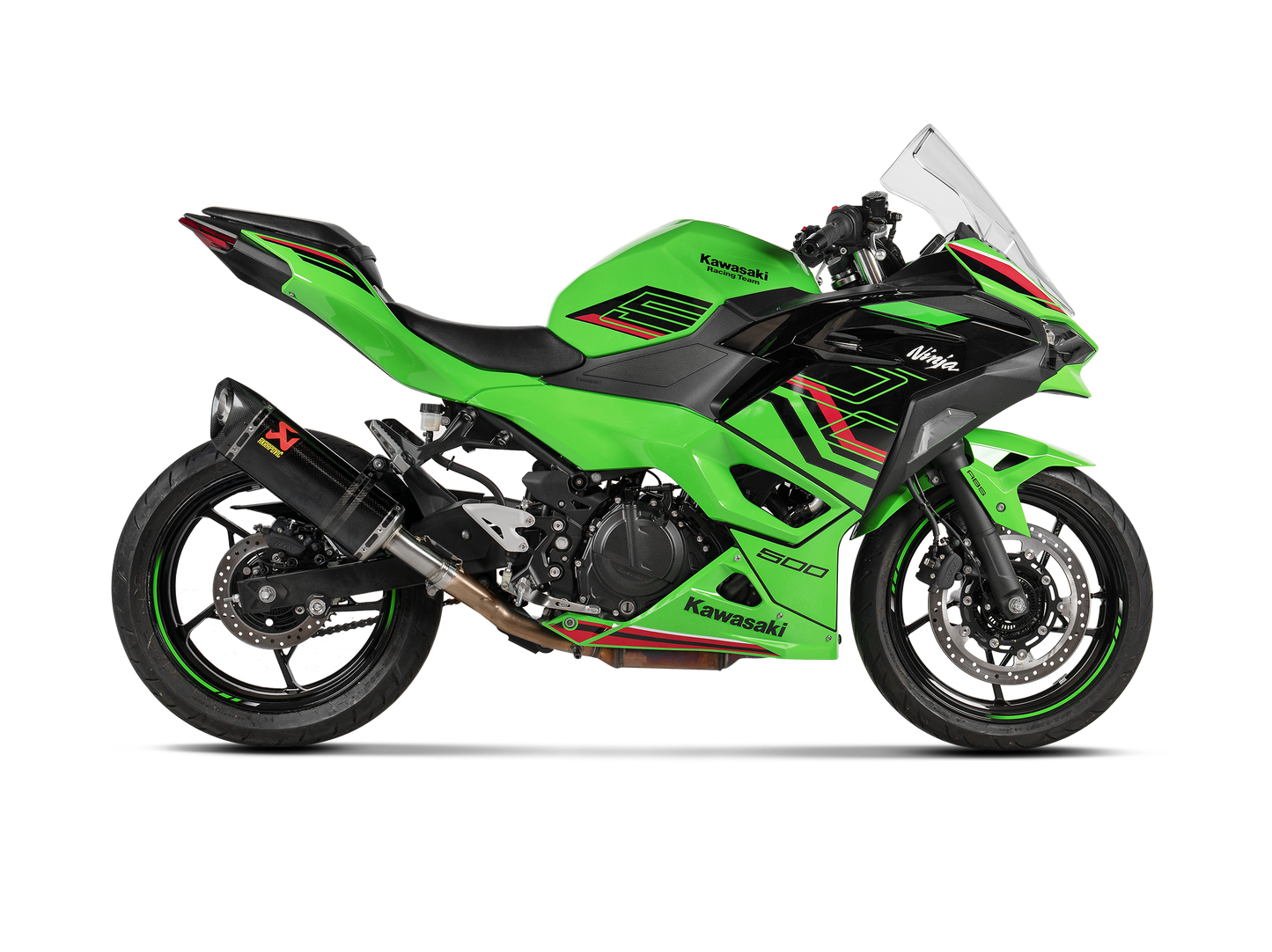 Akrapovič Uitlaat - Kawasaki Ninja 400 2018-2026 | Ninja 500 / Z500 2024-2026 | Z400 2019-2026 - Slip-On Line (Carbon) - Motor Accessoires