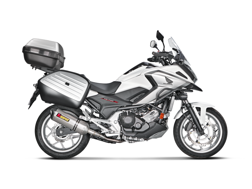 Akrapovic Uitlaat - Motor Accessoires - Honda NC700 / NC750X - 2012 t/m 2020 - Slip-On Line (Titanium)