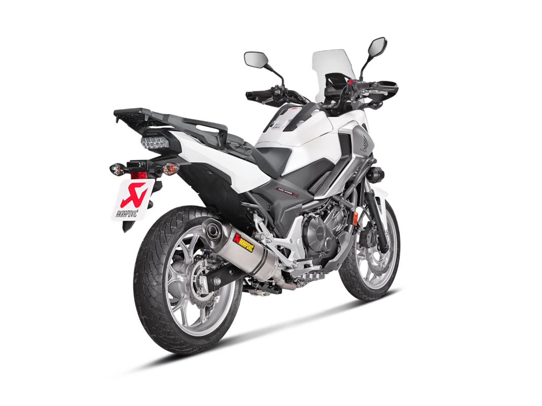 Akrapovic Uitlaat - Motor Accessoires - Honda NC700 / NC750X - 2012 t/m 2020 - Slip-On Line (Titanium)