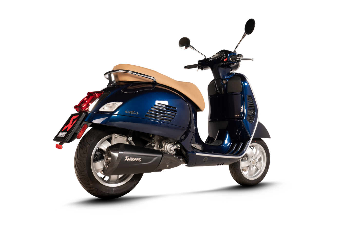 Akrapovič Uitlaat - Vespa GTS Super 300 / Sei Giorni / Tech 2021-2024 - Slip-On Line (SS) - Motor Accessoires